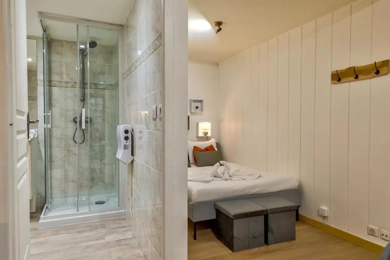 Au Coeur Du Vieil Annecy - Le Lys - Apartment 0*,